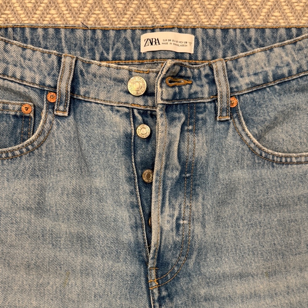 Zara High Waisted Button Fly Cropped Straight Leg Jeans Raw Hem Blue Size 6